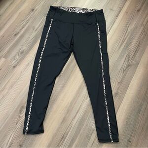 Buc-cee’s Black/Leopard Print Leggings Size 2X